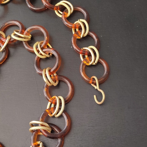 Gold And Brown Link Belt Vintage 41\